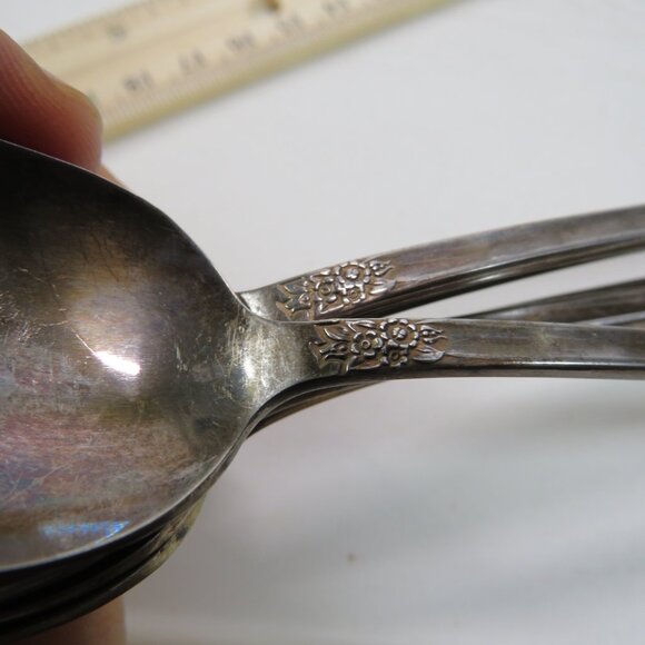 Ice Tea (6) Spoons SPRING CHARM floral WM Rogers & Sons co. 1963 - Picture 12 of 13